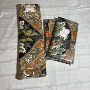 Pottery Barn Anton Paisley Table Runner/Napkins NWT
